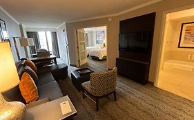 Marriott Chicago Suites